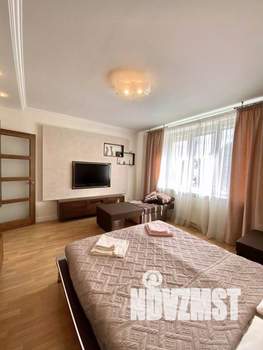 1-к квартира, посуточно, 42м2, 1/1 этаж