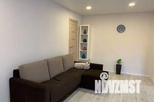 2-к квартира, посуточно, 46м2, 1/1 этаж