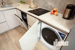 Студия квартира, посуточно, 40м2, 9/12 этаж