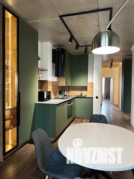 2-к квартира, посуточно, 70м2, 8/10 этаж