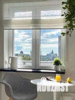 1-к квартира, посуточно, 35м2, 6/9 этаж