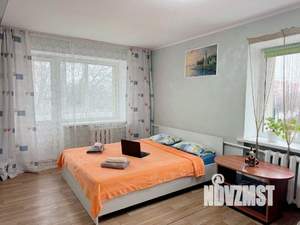 1-к квартира, посуточно, 55м2, 1/1 этаж