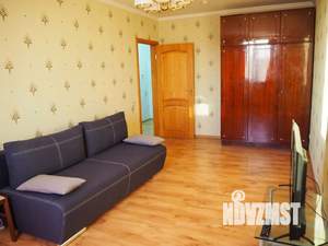 1-к квартира, посуточно, 40м2, 6/9 этаж