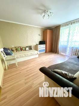 1-к квартира, посуточно, 40м2, 1/5 этаж