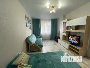 1-к квартира, посуточно, 40м2, 3/9 этаж