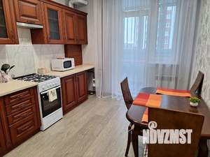 1-к квартира, посуточно, 47м2, 3/10 этаж