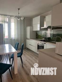 2-к квартира, посуточно, 66м2, 8/10 этаж