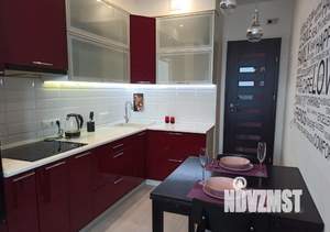 1-к квартира, посуточно, 35м2, 1/1 этаж