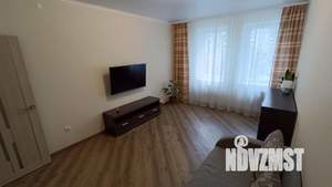 1-к квартира, посуточно, 37м2, 1/1 этаж