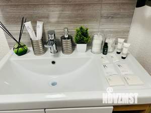 2-к квартира, посуточно, 65м2, 1/4 этаж