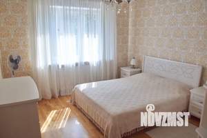 2-к квартира, посуточно, 64м2, 4/7 этаж