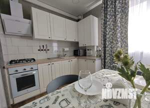 2-к квартира, посуточно, 50м2, 1/2 этаж