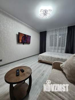 1-к квартира, посуточно, 36м2, 4/10 этаж