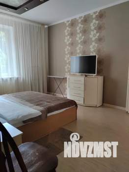 3-к квартира, посуточно, 60м2, 1/3 этаж