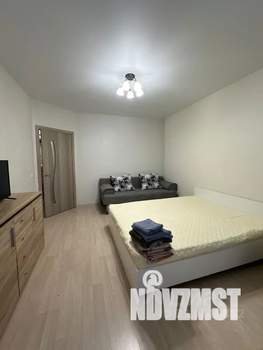 1-к квартира, посуточно, 36м2, 3/9 этаж