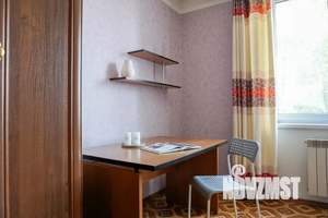 1-к квартира, посуточно, 42м2, 4/9 этаж