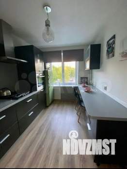 1-к квартира, посуточно, 38м2, 3/5 этаж