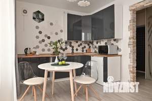 1-к квартира, посуточно, 42м2, 8/10 этаж