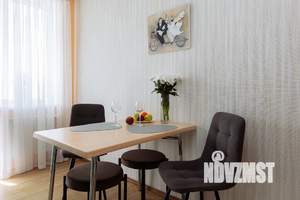 1-к квартира, посуточно, 42м2, 5/6 этаж