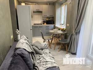 1-к квартира, посуточно, 32м2, 2/4 этаж