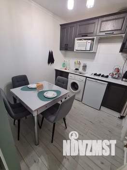 2-к квартира, посуточно, 44м2, 2/5 этаж