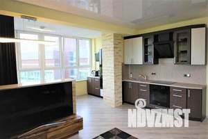 1-к квартира, посуточно, 64м2, 8/19 этаж