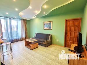 2-к квартира, посуточно, 60м2, 1/1 этаж