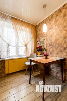 1-к квартира, посуточно, 35м2, 3/5 этаж