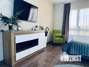 1-к квартира, посуточно, 50м2, 6/10 этаж