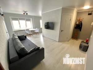 2-к квартира, посуточно, 42м2, 3/5 этаж