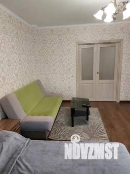 2-к квартира, посуточно, 74м2, 5/18 этаж