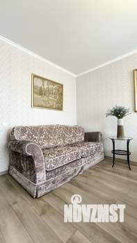 1-к квартира, посуточно, 42м2, 6/8 этаж