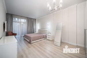 3-к квартира, вторичка, 105м2, 1/4 этаж