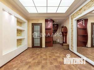 4-к квартира, вторичка, 151м2, 2/4 этаж