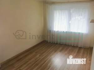 2-к квартира, вторичка, 42м2, 1/5 этаж