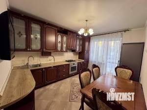 2-к квартира, вторичка, 72м2, 7/10 этаж