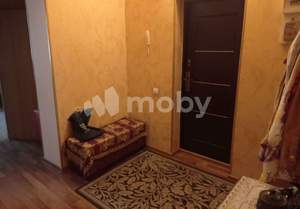 3-к квартира, вторичка, 77м2, 1/3 этаж