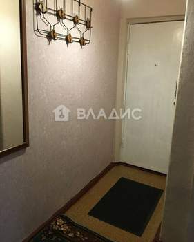 2-к квартира, вторичка, 42м2, 5/5 этаж