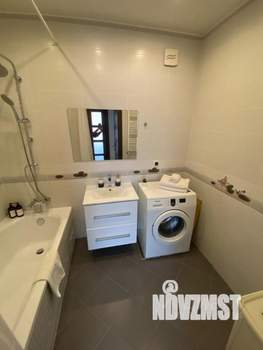 2-к квартира, вторичка, 60м2, 1/3 этаж