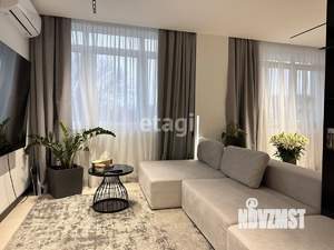 3-к квартира, вторичка, 200м2, 4/4 этаж