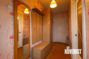 4-к квартира, вторичка, 62м2, 1/9 этаж