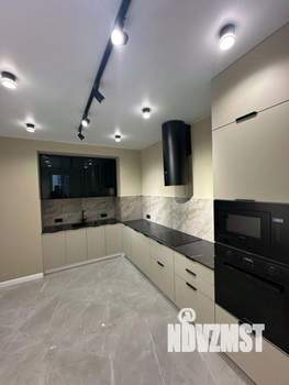 2-к квартира, вторичка, 74м2, 9/25 этаж