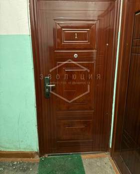 2-к квартира, вторичка, 46м2, 1/4 этаж