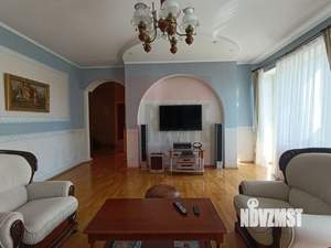 4-к квартира, вторичка, 188м2, 5/5 этаж