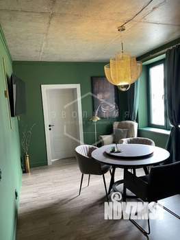 2-к квартира, вторичка, 65м2, 1/4 этаж