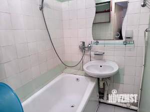 3-к квартира, вторичка, 63м2, 4/5 этаж