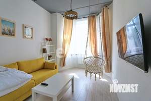 2-к квартира, вторичка, 44м2, 1/4 этаж