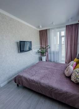 3-к квартира, вторичка, 77м2, 9/9 этаж