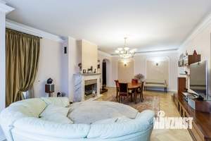 4-к квартира, вторичка, 312м2, 6/6 этаж