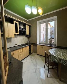 2-к квартира, вторичка, 54м2, 1/3 этаж